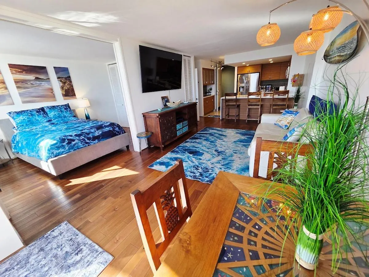 Ocean & Marina View Suite Honolulu